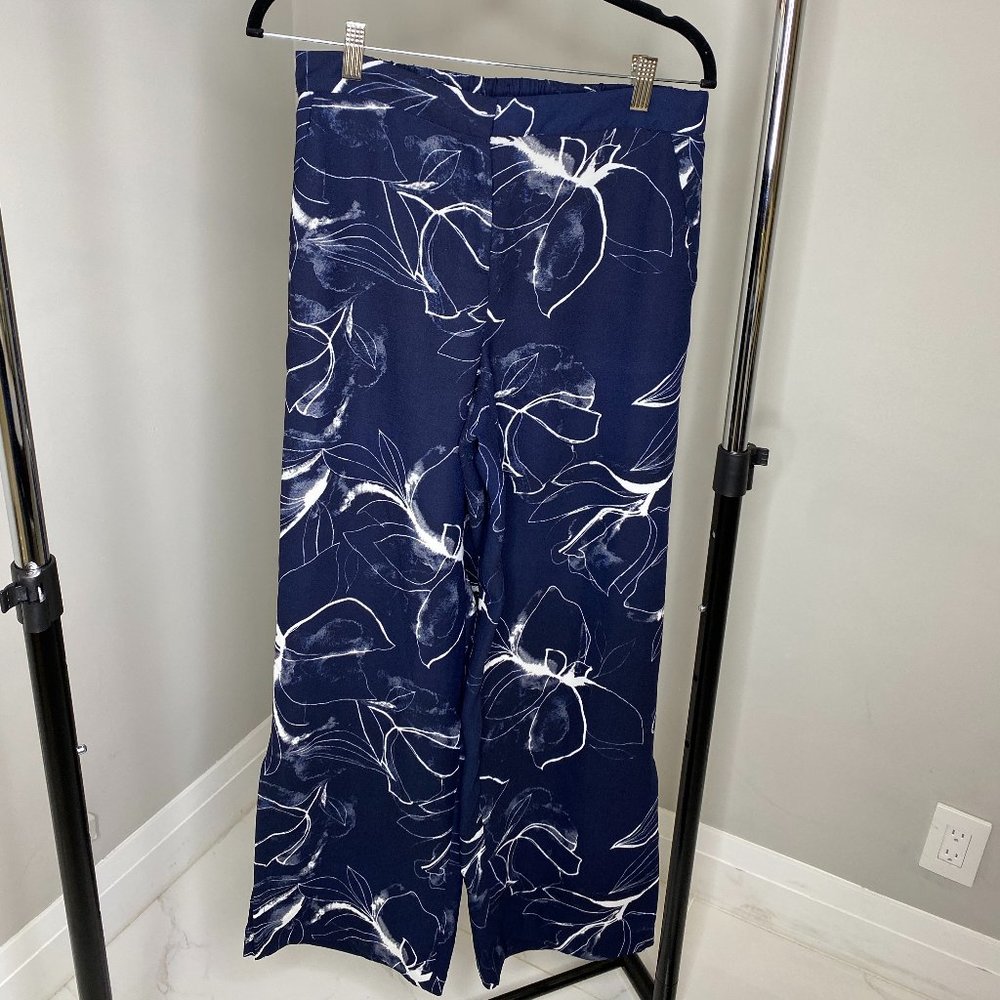 Vince Camuto casual pants